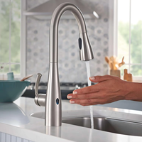 Robinet de cuisine monocommande MotionSense moderne et contemporain en acier inoxydable chromé, sans contact, avec douchette extractible en céramique à montage sur plan