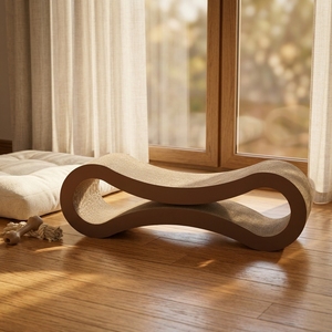 Griffoir pour <span class=keywords><strong>chat</strong></span> en forme de huit, design personnalisé, durable, surface ondulée, emballage en carton, répond aux différents habitudes de griffonnage des chats - Product Image 1