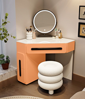 Coiffeuse moderne en bois de pin avec miroir LED tactile éclairé, table de maquillage triangulaire et armoire de rangement intégrée