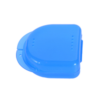 Boîte de rangement pour appareil orthodontique avec logo personnalisé boîte de rangement recyclable pour prothèses dentaires avec protège-dents coloré d'usine