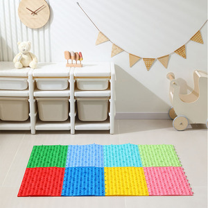 2025 nouveau <span class=keywords><strong>tapis</strong></span> <span class=keywords><strong>de</strong></span> réflexologie des pieds <span class=keywords><strong>tapis</strong></span> <span class=keywords><strong>de</strong></span> Massage <span class=keywords><strong>de</strong></span> Relaxation <span class=keywords><strong>tapis</strong></span> <span class=keywords><strong>de</strong></span> Massage des pieds <span class=keywords><strong>tapis</strong></span> d'acupression ergonomique pour la <span class=keywords><strong>marche</strong></span> à domicile - Product Image 3
