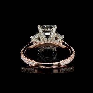 Anillo de Diamante Cultivado en Laboratorio con Corte Esmeralda, Oro de 14k, Joyería de Lujo para Mujer, RIZTA JEWELS, Diamantes Rellenos Color D, Anillo de Compromiso/Boda - Product Image 5