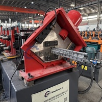 Macchina per la Formatura di Profili per Scaffalature con Controllo PLC e Punzonatura Servoassistita per la Produzione di Colonne per Scaffalature da Magazzino