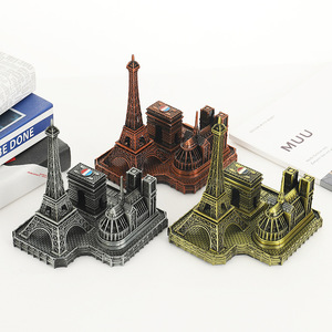 Modello Architettonico di Parigi, Francia Decorazioni per la Casa Arco di Trionfo in Metallo di Notre Dame Artigianato in Lega Pressofusa - Product Image 1