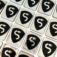 Autocollant en résine rectangulaire à effet bombé, adhésif puissant, logo 3D en dôme, autocollant en résine époxy imperméable pour accessoires automobiles et fournitures de marque
