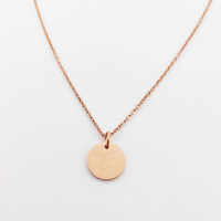 Collier de langue de signe significatif ASL en acier inoxydable plaqué or collier coréen accessoires pièce de monnaie collier de disque rond vente en gros