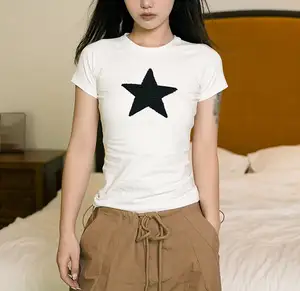 Camiseta de manga corta ajustada para mujer con bordado de toalla de estrella para mujer