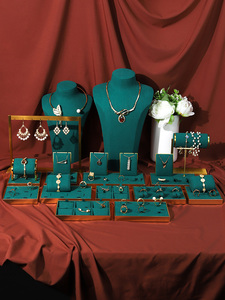 Soporte de Metal de microfibra para exhibición de Joyas, Anillo Verde de alta calidad con logotipo personalizado, conjunto de joyería, estante - Product Image 2