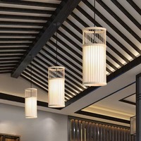 Style chinois artisanat fait à la main en osier longue lanterne abat-jour suspendu rotin pendentif lampe en bambou pour Restaurant hôtel