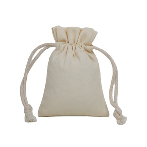 Petite pochette en tissu de coton avec cordon de serrage, sacs pour cadeaux de mariage avec un bon prix et un excellent service - Product Image 1