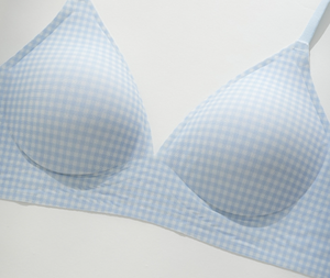 Reggiseno liscio e senza cuciture: stampa a quadri Wireless e Push-Up per piccoli busti con tecnica di incollaggio - Product Image 4