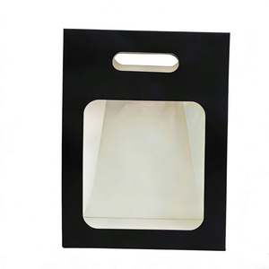 Sacs cadeaux personnalisables en papier kraft avec bordure noire, fenêtre transparente et poignées découpées pour petits cadeaux et desserts - Product Image 1