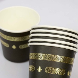 Vaso Mini de Papel Dorado Negro de 110 ml, 4 oz, para <span class=keywords><strong>Agua</strong></span> Durante Umrah, Hajj y Ceremonias Religiosas, Vajilla - Product Image 2