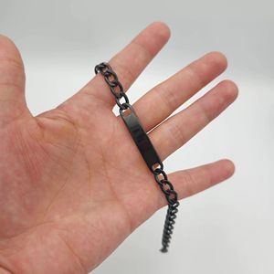 Bracciale Personalizzabile con Targhetta ID in Acciaio Inox Placcato Oro 18K per Uomo e Donna, Bracciale a Catena Cubana con Incisione Personalizzata - Product Image 5