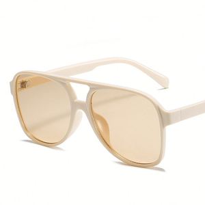 Lunettes de soleil polarisées surdimensionnées pour hommes et femmes, style rétro, verres jaunes, protection UV400, idéales pour la conduite – Nouveauté très prisée - Product Image 5