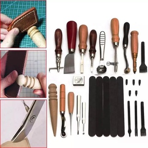 <span class=keywords><strong>Kit</strong></span> d'outils artisanaux en <span class=keywords><strong>cuir</strong></span> 18 pièces pour couture et travaux manuels - Product Image 3