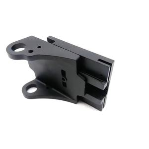 Service d'usinage personnalisé de composants en acier inoxydable et en cuivre d'usinage CNC de précision pour les pièces d'ingénierie - Product Image 4