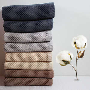 Ensemble de serviettes de sport et de fitness de taille personnalisable, en coton doux, pour les mains, le visage et le bain, avec logo personnalisé pour un usage domestique et commercial - Product Image 3