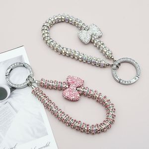 Llavero de Lujo con Anillo de Diamantes Antipérdida y Brazalete Metálico con Colgante para Teléfono Móvil para Mujer, Día de San Valentín 2025 - Product Image 2
