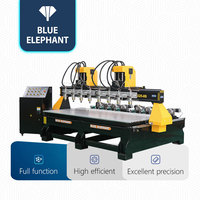 Fresadora CNC Multieje 1325 1530, Máquina de Tallado de Madera Eficiente con Eje Giratorio para Tallar Columnas Romanas