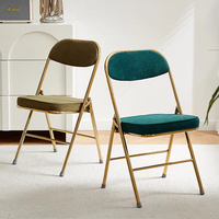 Chaise pliante empilable à cadre doré pour salle de banquet rouge, idéale pour conférences et chambres à coucher - Vente en gros