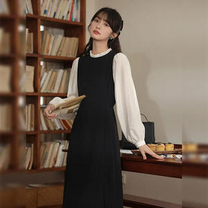 Coreano a maniche lunghe in bianco e nero dimagrante abito di media lunghezza comodo e Casual abito tinta unita - Product Image 5