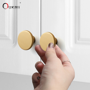 Oukkali pegangan lemari mewah, ringan campuran seng desain kustom pegangan kenop aksesoris furnitur pegangan kabinet - Product Image 5