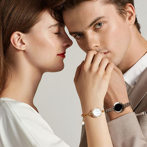 Nueva llegada <span class=keywords><strong>TOTWOO</strong></span> Soulmate pulseras inteligentes joyería de moda parejas emparejamiento táctil de larga distancia conectividad Bluetooth joyería - Product Image 2