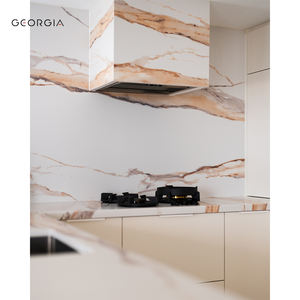 Белые кухонные шкафы из цельного дерева с полукруглой ручкой для дома, Современные Столешницы из спеченного камня, рифленый деревянный кухонный Остров - Product Image 5