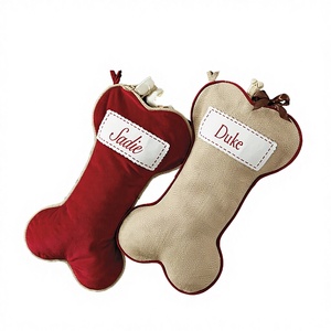Calcetín Navideño Personalizado con Forma de Hueso para Perro, Tela Roja de Arpillera, Nombre Personalizado, Decoración Navideña para Chimenea, Venta al por Mayor - Product Image 5