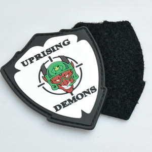 カスタムロゴPVCパッチ戦術救急ゴム3Dラベル工場価格 - Product Image 2