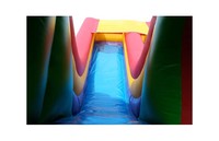 Château gonflable commercial multicolore avec toboggan, jeu de défis pour enfants en PVC, idéal pour les fêtes en extérieur et la location, modèle de jeu gonflable amusant