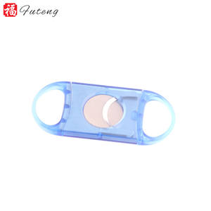 Yiwu Futeng-Tijeras <span class=keywords><strong>de</strong></span> plástico para cigarros, <span class=keywords><strong>cortador</strong></span> portátil colorido personalizable, <span class=keywords><strong>precio</strong></span> barato - Product Image 4