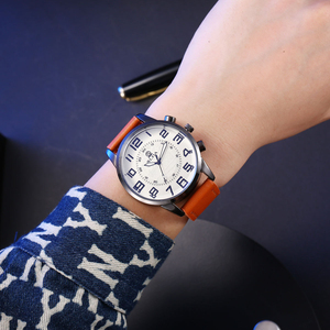 Montre élégante coréenne simple pour homme, bracelet en cuir, style décontracté, rétro, grand cadran numérique, quartz, boîtier de 10 mm, pour étudiants - Product Image 6