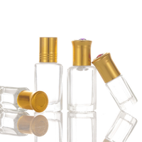 Hexagone coloré 3ml 6ml 8ml bouteilles vides de boule de rouleau pour le rouleau de parfum sur des bouteilles de boule de rouleau d'huile essentielle avec le couvercle d'or
