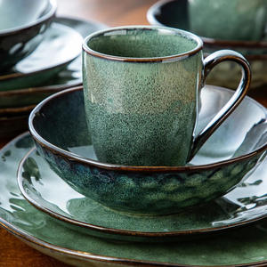 Vajilla Ecológica de Cerámica Verde con Piedras Preciosas, Plato con Logotipo Personalizado, Tazón Pequeño de Porcelana, Estilo Chino Clásico para Cocinas - Product Image 1