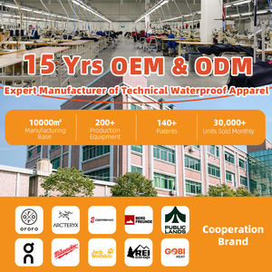 سترة رجالية مخصصة عالية الجودة مع غطاء للرأس، سريعة الجفاف ومريحة، مقاومة للماء 3 في 1 للتنقل اليومي ولعب الجولف - Product Image 6