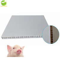 Panneau mural en PVC de haute qualité, largeur 500 mm, panneau de plafond en PVC, panneau mural en PVC imperméable pour lavage de voitures / élevage de porcs, facile à nettoyer