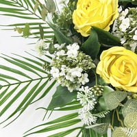 Fleurs en pot 3D du cimetière funéraire de roses jaunes haut de gamme, adaptées au mémorial de deuil de la pierre tombale du cimetière