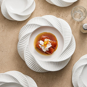 <span class=keywords><strong>Assiette</strong></span> à double couche avec motif floral, <span class=keywords><strong>assiette</strong></span> artistique créative pour hôtel, restaurant, dessert, plateau <span class=keywords><strong>de</strong></span> <span class=keywords><strong>présentation</strong></span> <span class=keywords><strong>de</strong></span> nourriture moderne - Product Image 5