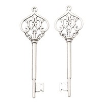 Pendentif Clé Squelette Filigrane en Alliage de Zinc Bronze Antique avec Anneau Supérieur pour Décoration de Carte d'Invité de Mariage