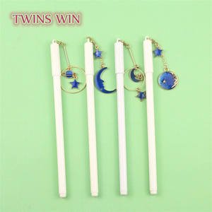 Новый кулон нейтральная ручка креативный Кулон Луна Звезда Ручка Студенческая подпись ручка на заказ гелевая ручка 2704 - Product Image 3