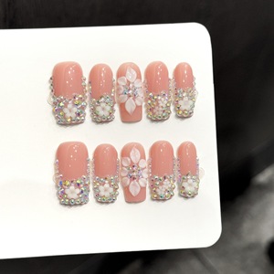 <span class=keywords><strong>Faux</strong></span> <span class=keywords><strong>Ongles</strong></span> de Luxe en Diamant 3D, Motif Fleur, Blancs, Forme Cercueil, Vente en Gros, 10 Pièces, Faits Main, en Acrylique, à Presser, Fournisseur - Product Image 1