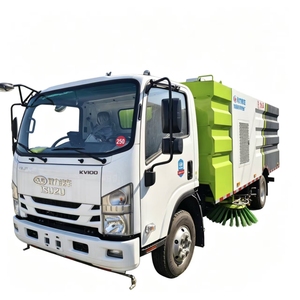 Balayeuse routière ISUZU, avec un réservoir d'eau de 5 mètres cubes et un bac à déchets de 5 mètres cubes, conforme aux normes d'émission Euro VI. - Product Image 1