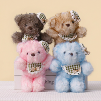 En gros, Ours en peluche mignon de 14 cm, pendentif porte-clés, modèle OEM, avec bavoir à carreaux, pour cadeau promotionnel