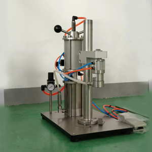Petite machine de remplissage de <span class=keywords><strong>gaz</strong></span> de <span class=keywords><strong>catalyseur</strong></span> de <span class=keywords><strong>gaz</strong></span> d'aérosol - Product Image 4