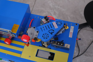 Direct Automatic PVC Edge Bander Machine for Wood MDF Melamine Boards with Scraping Gluing Functions - Product Image 3