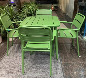 Juego de Comedor para Jardín con Mesa Cuadrada y 4 Sillas, Estructura de Aluminio Resistente a la Intemperie, Color Personalizable - Product Image 2