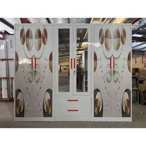 Armoire moderne de luxe en métal avec portes battantes thermolaquées, accents dorés, portes miroir et tiroirs de rangement - Product Image 1