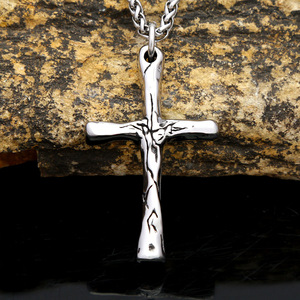 yunnique Stainless Steel <b>Cross</b> Pendant Necklace Men's Geometric Design European Style Simple <b>Chain</b> Jewelry Fashion Accessory - Product Image 3